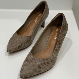 FOR SALE!!!💥💥💥 Clarks Collection Snakeskin!